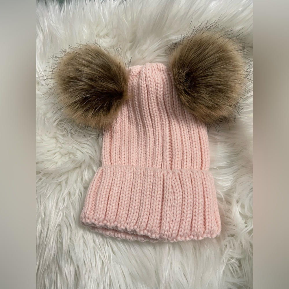 👻🎃CLEARANCE🎃👻 Double Pom-Pom pink toque
